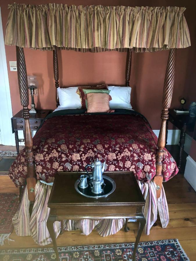 Oakcliff Bed And Breakfast Halfmoon Экстерьер фото