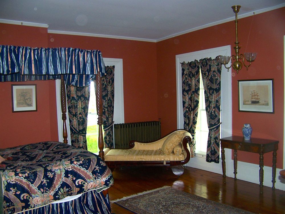 Oakcliff Bed And Breakfast Halfmoon Экстерьер фото