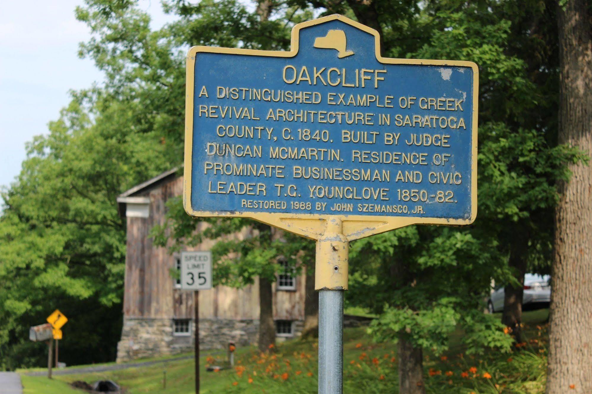 Oakcliff Bed And Breakfast Halfmoon Экстерьер фото