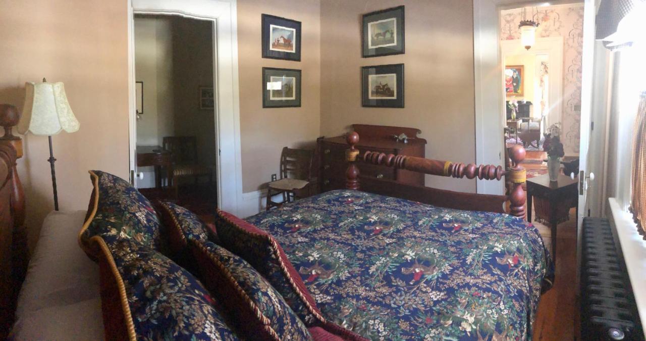 Oakcliff Bed And Breakfast Halfmoon Экстерьер фото